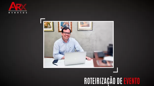 Desde sempre o roteiro foi muito importante no andamento dos eventos, mas com a força ganha pelos eventos on-line, se tornaram primordiais. O Roteiro do evento será o fio condutor e garante que toda equipe técnica esteja alinhada para os acontecimentos do evento Entre no nosso blog, link na bio, e entenda melhor para que serve e quais são os tipos de roteiros.